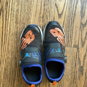 New Balance Kids' Alternative Closure Running Shoe